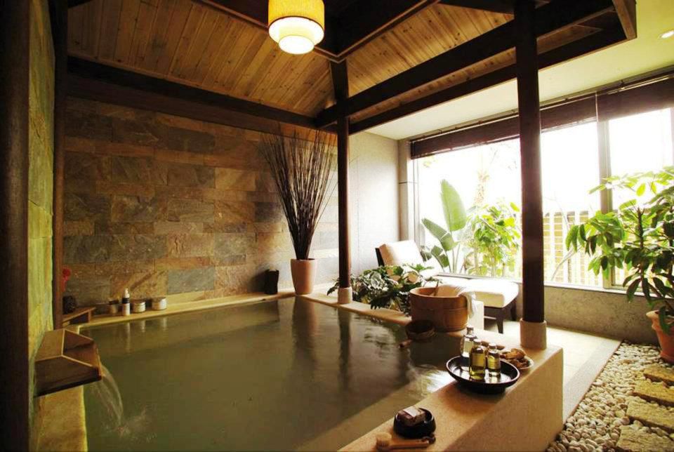 Indoor hot spring