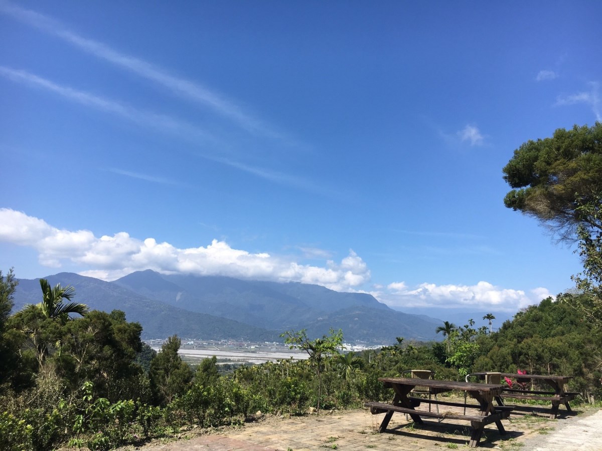 紐澳華溫泉山莊 山巒景致