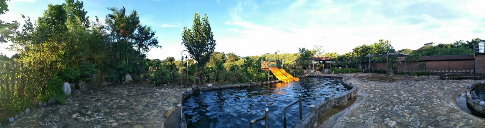 Outdoor hot spring