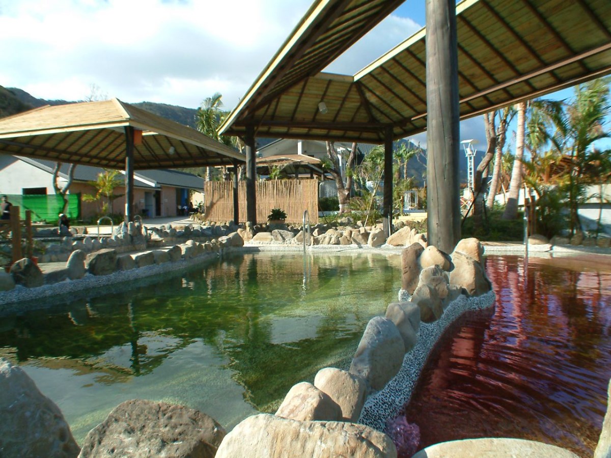 Outdoor hot spring