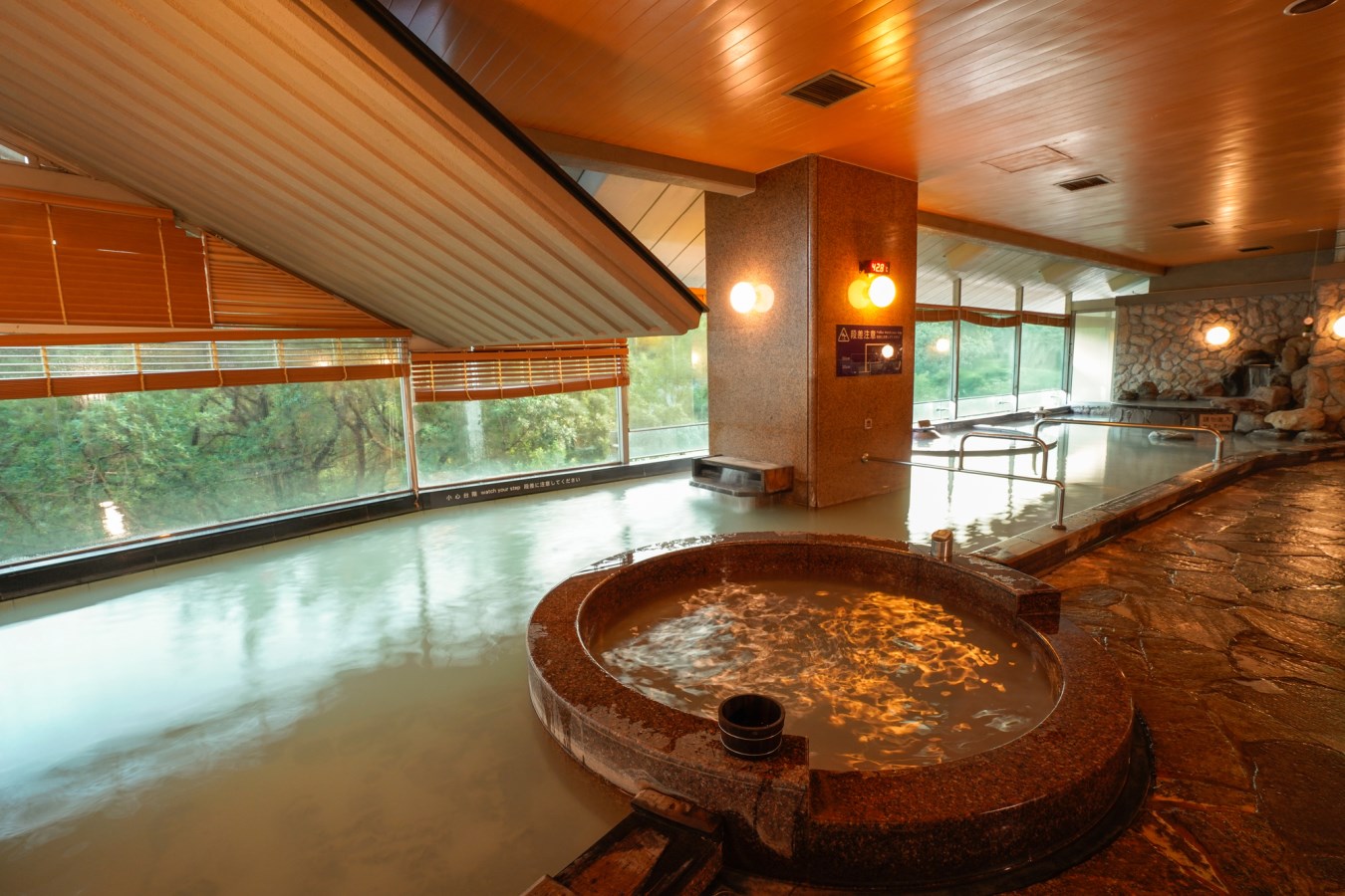 Indoor hot spring