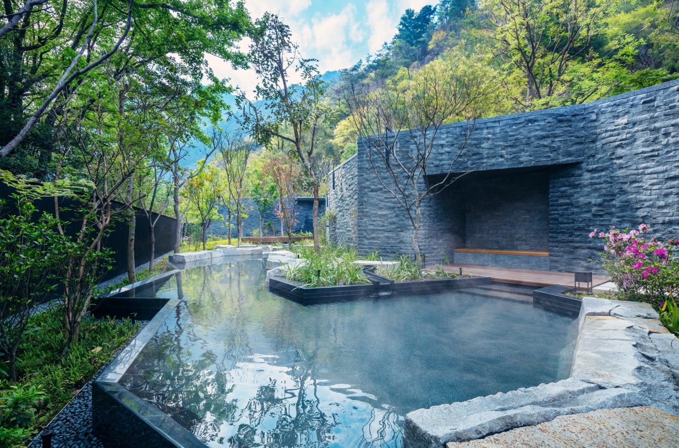 Outdoor hot spring