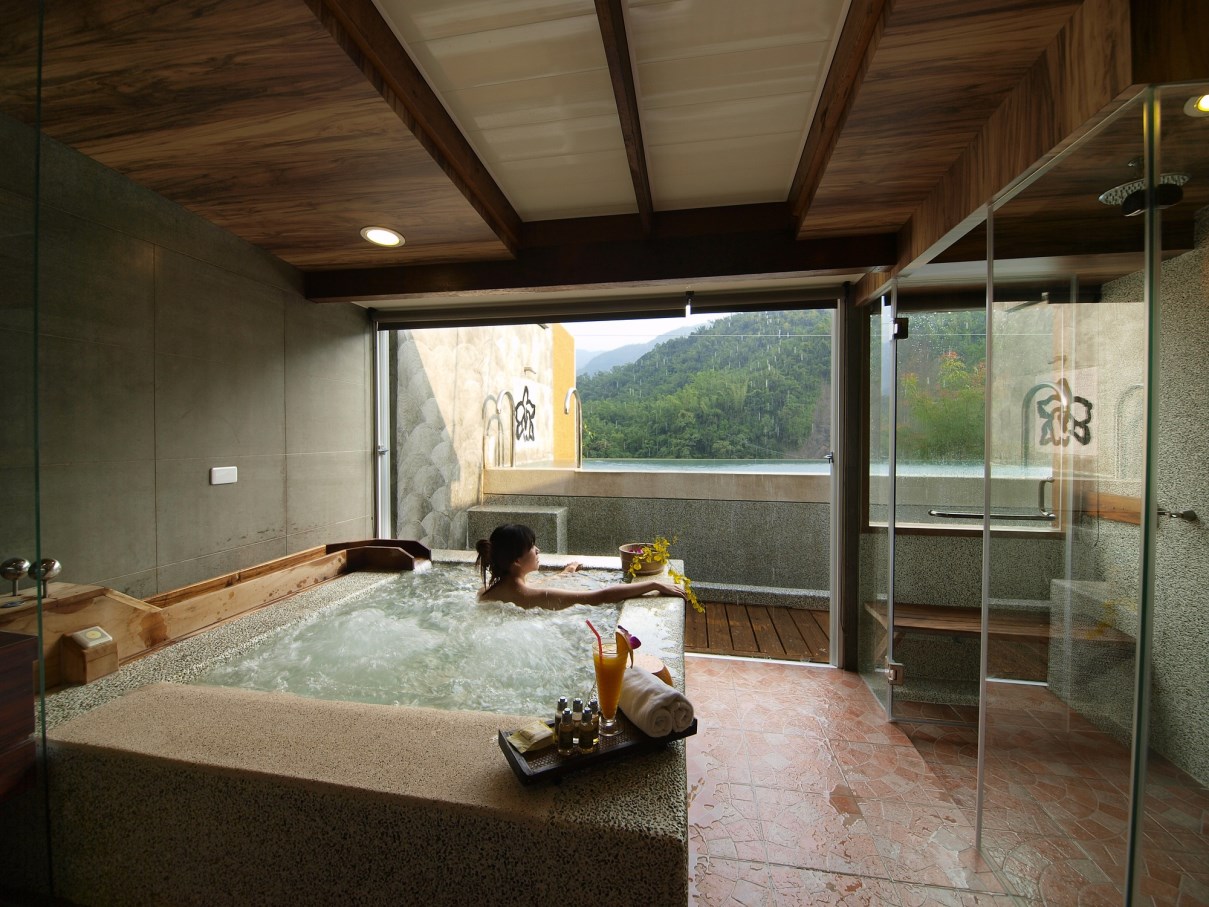 Indoor hot spring